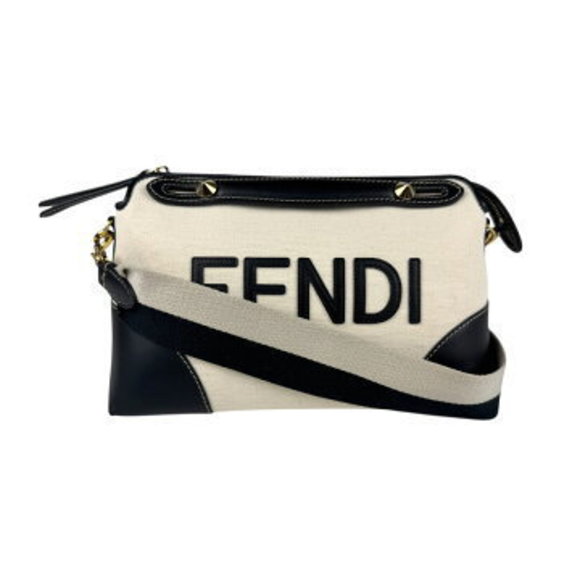 Prada Wallet triangle black Saffiano leather - Picture 1 of 4